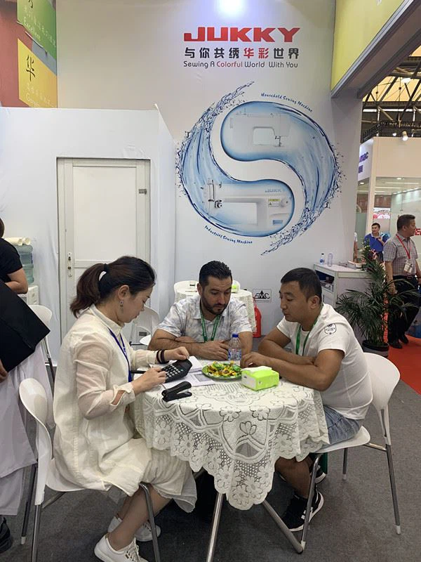 چرخ خیاطی Jukky/fanghua در CISAM 2019